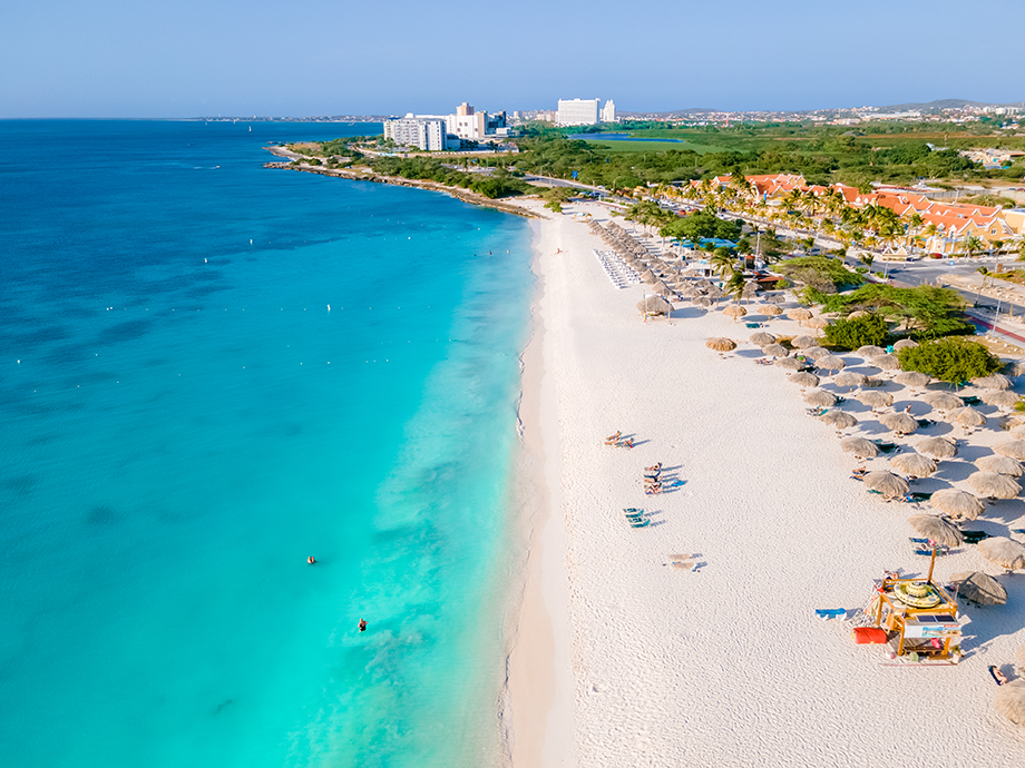 Turquoise water and beach resort in Aruba - All Inclusive Promotions vacation club deal